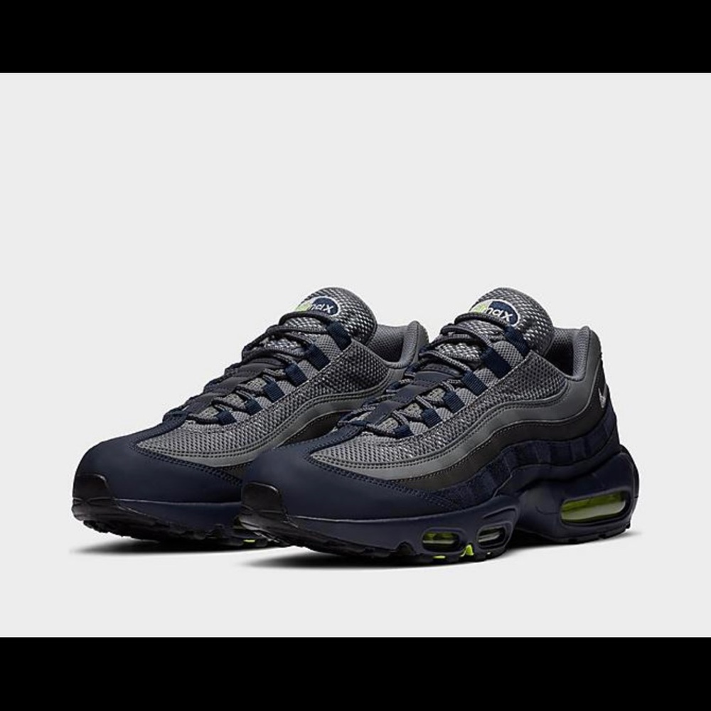 MEN'S NIKE AIR MAX 95 

🚨 Rare color Alert 🚨